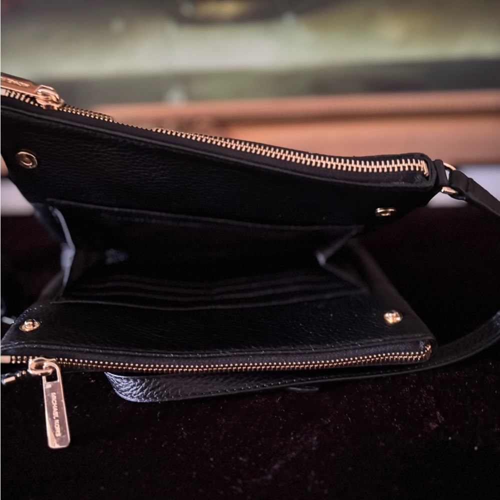 NWT Michael Kors Soft Pebbled Leather FULTON Shoulder Crossbody Bag black - Picture 6 of 7